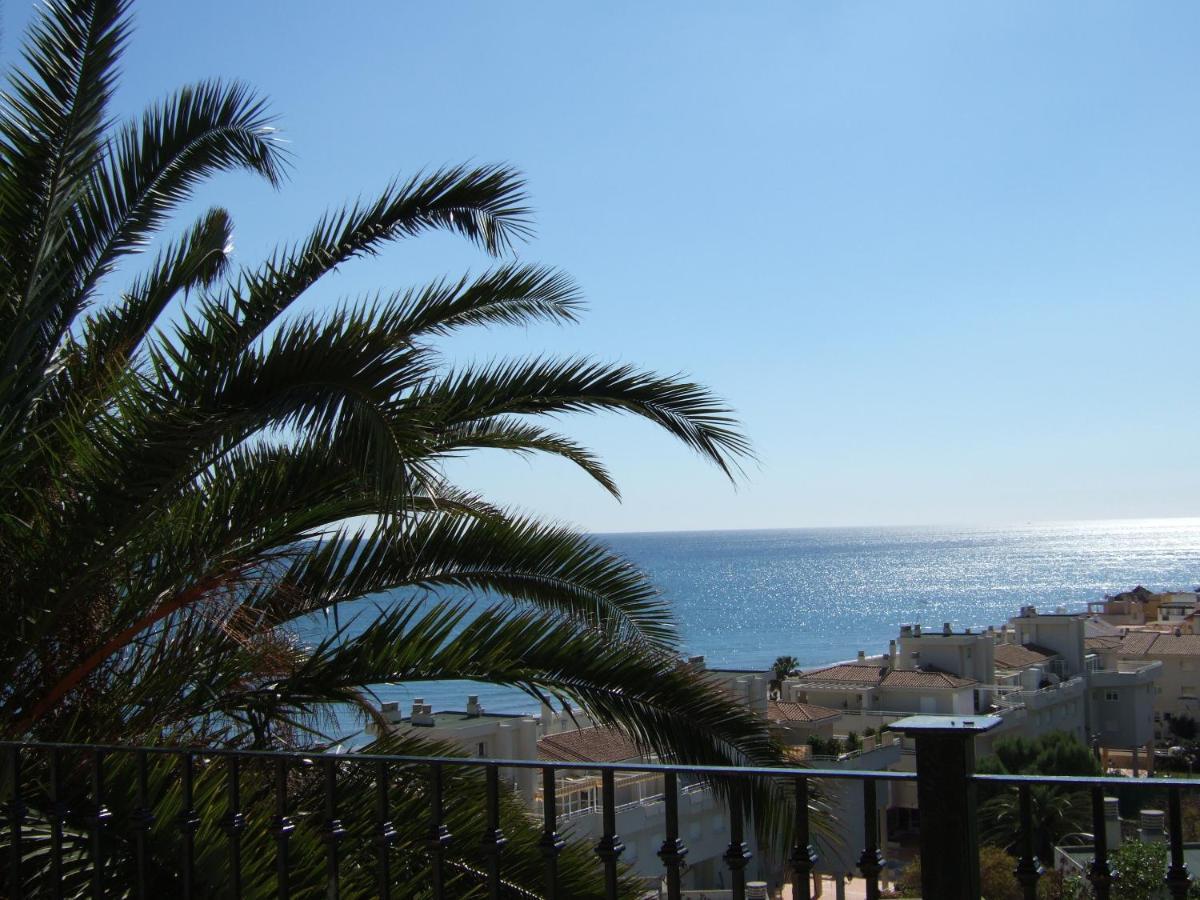 Hostal La Palmera Torremolinos Exterior photo